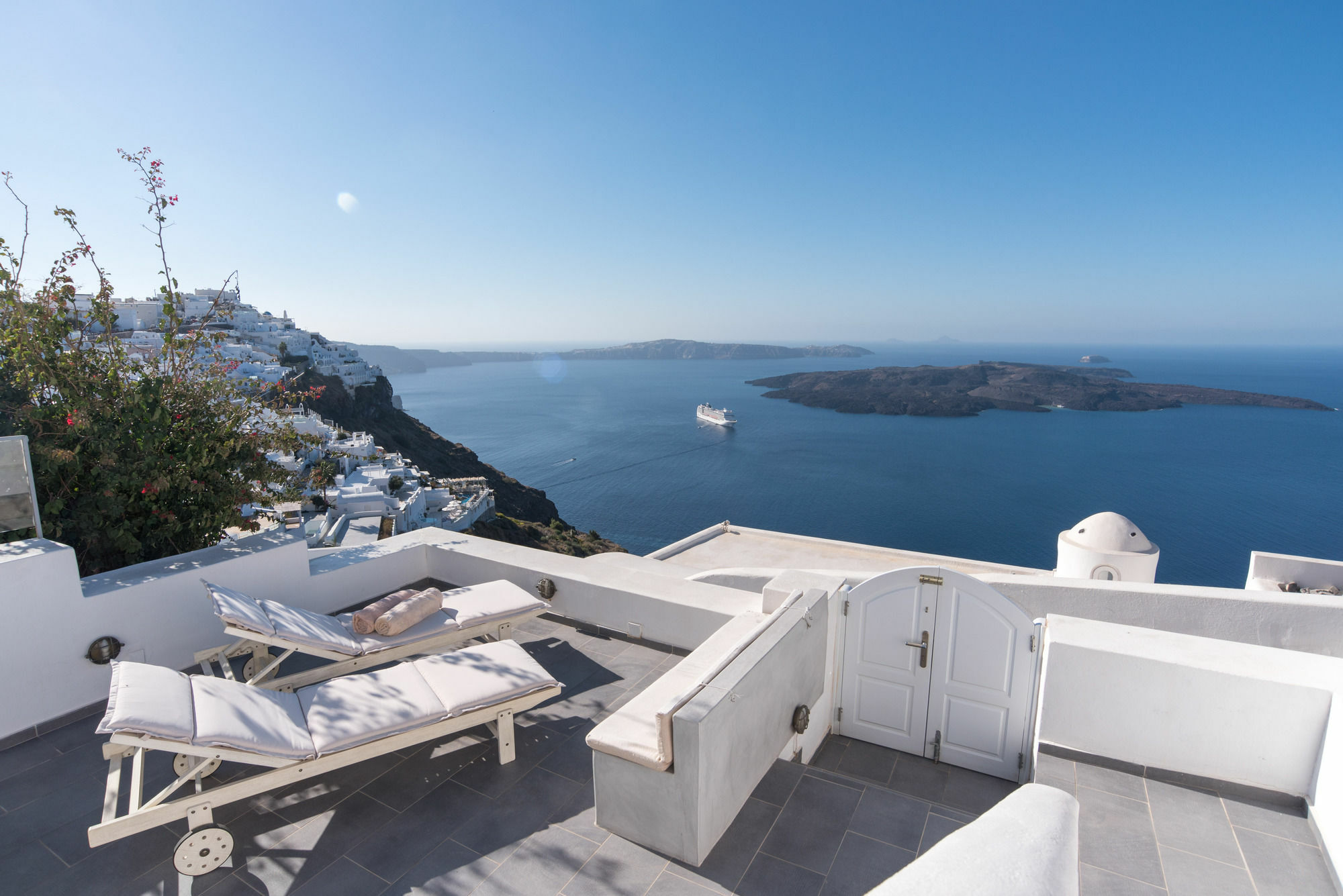 Villa Karpimo Horizon - Caldera View With Private Hot Tub Firostefani Esterno foto